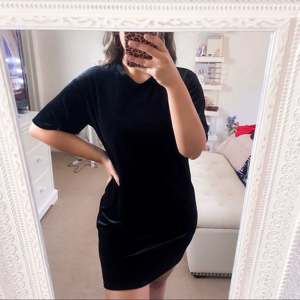 Forever21 Black Velvet T-shirt Dress